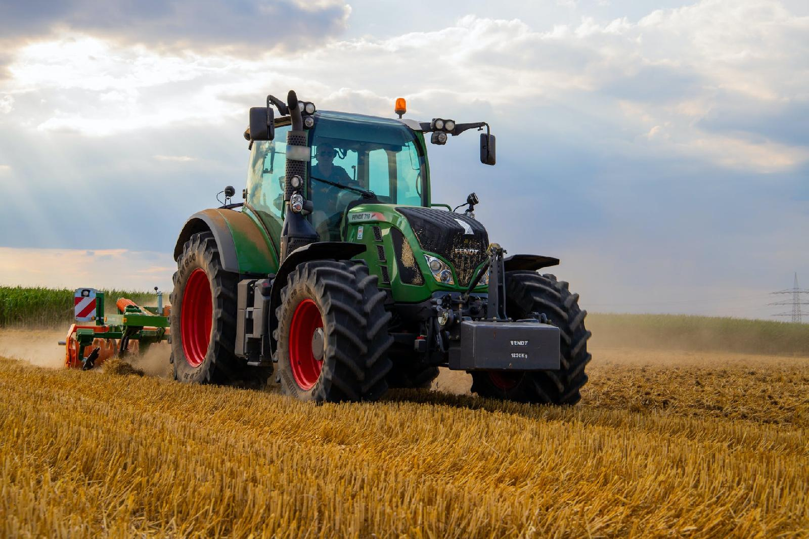 Assurez vos precieux tracteurs agricoles de collection